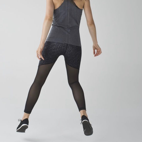 Lululemon Running In The City 7/8 Tight *Full-On Luxtreme - Picture 3 of 6